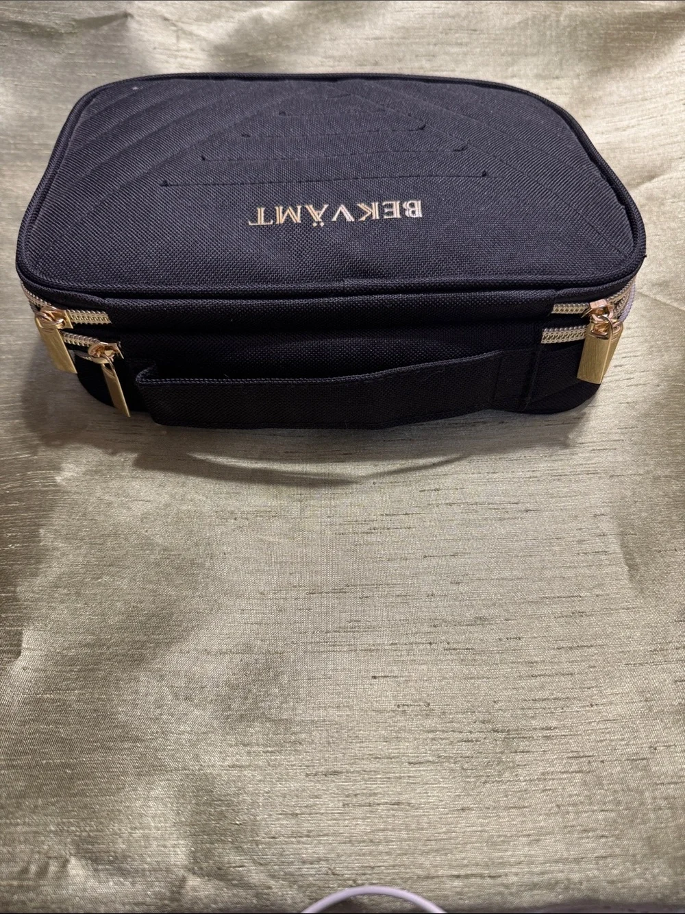 Quilted Navy Travel jewelry case
